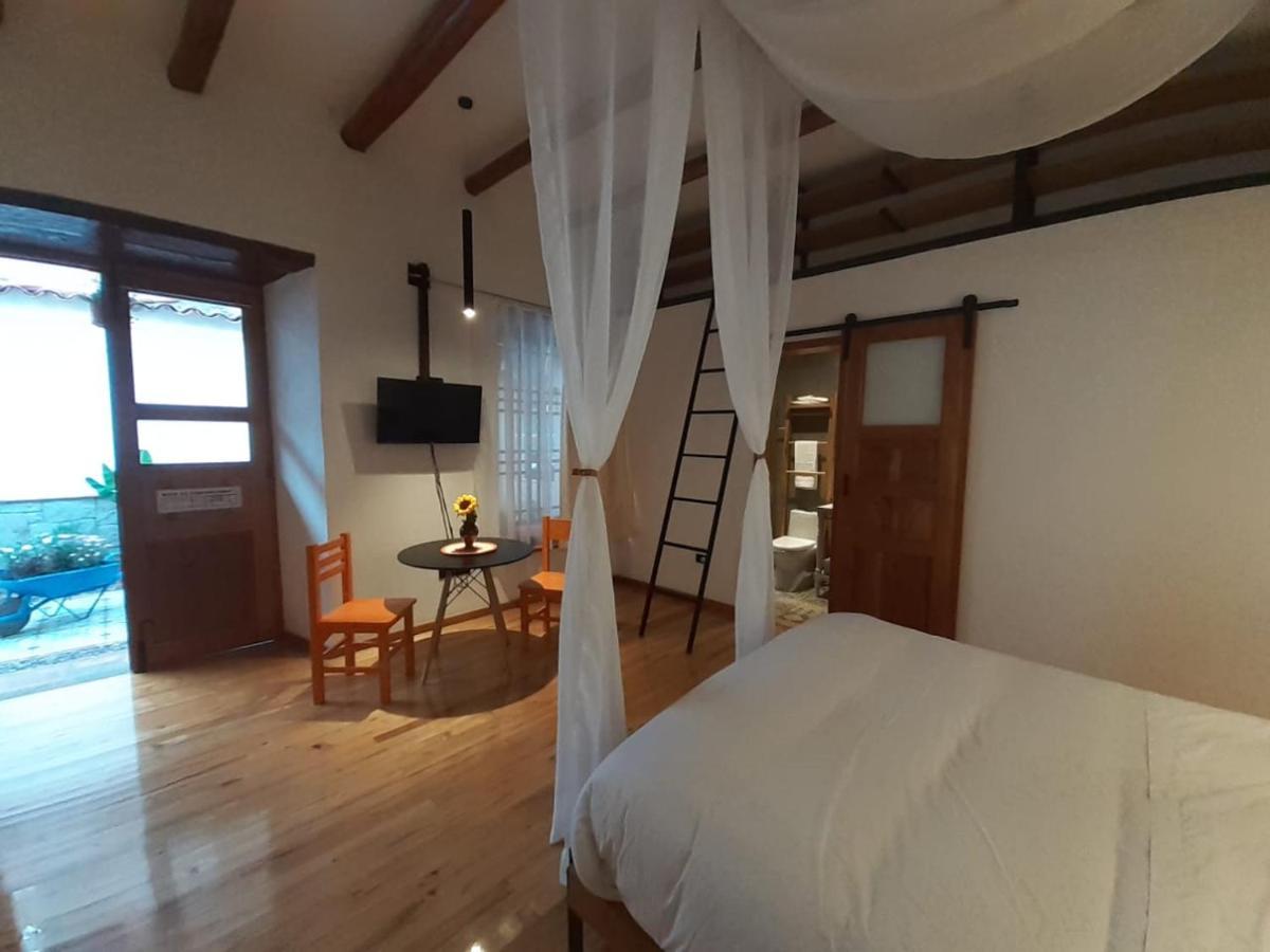 Hostal Suite Le Fabrique Cuenca Exterior foto