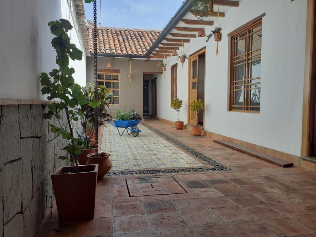 Hostal Suite Le Fabrique Cuenca Exterior foto